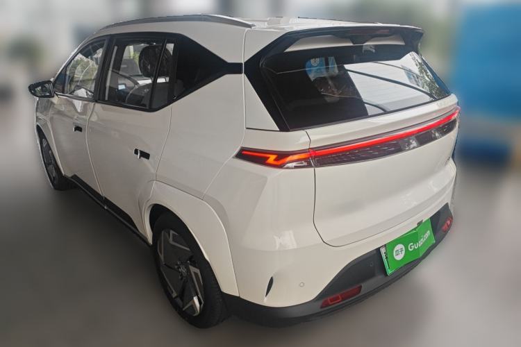 Used Hycan Z03 2022 510 km Range Trendy Cool Version 160 kW 61.13 kWh Rear Left 45 Deg