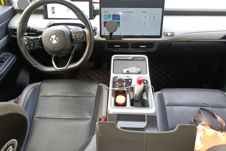 Used Hycan Z03 2021 Trendy Play Edition Center Console