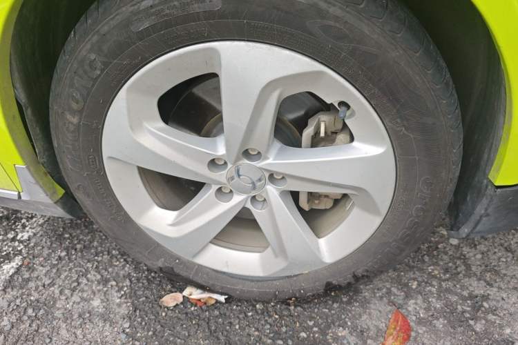 Used Hycan Z03 2021 Trendy Play Edition Right Front Wheel Hub