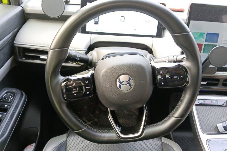 Used Hycan Z03 2021 Trendy Play Edition Steering Wheel