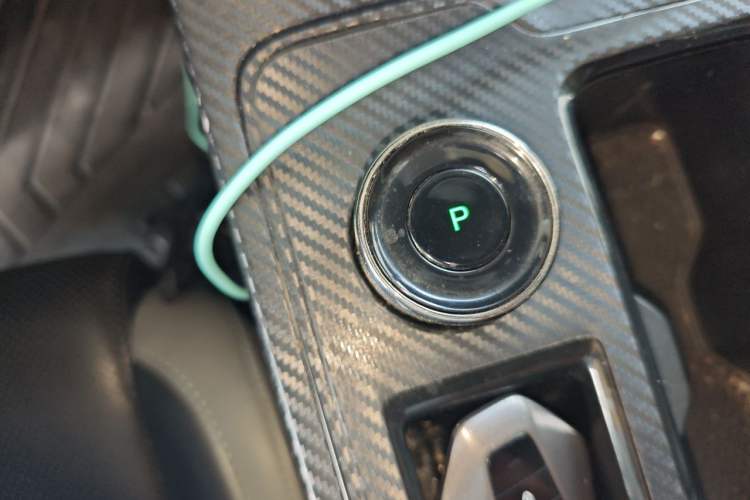 Used Hycan Z03 2021 Trendy Play Edition Gear Lever