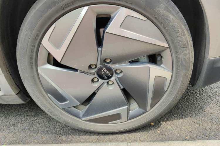 Used Hycan Z03 2021 Trendy Smart Edition Right Front Wheel Hub