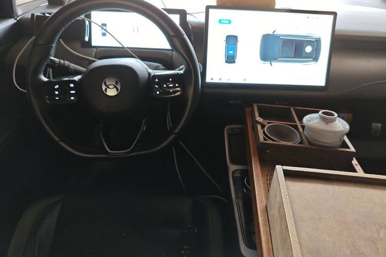 Used Hycan Z03 2021 Trendy Play Edition Center Console