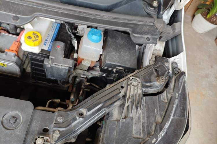 Used Hycan Z03 2021 Trendy Play Edition Engine Bay Left