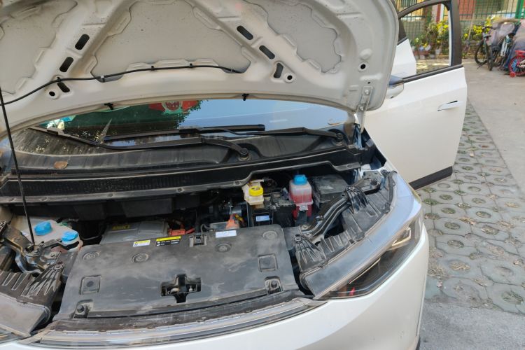 Used Hycan Z03 2021 Long-Range Trendy Smart Edition Engine Bay Left