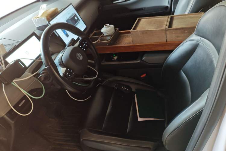 Used Hycan Z03 2021 Trendy Play Edition Left Front Seat