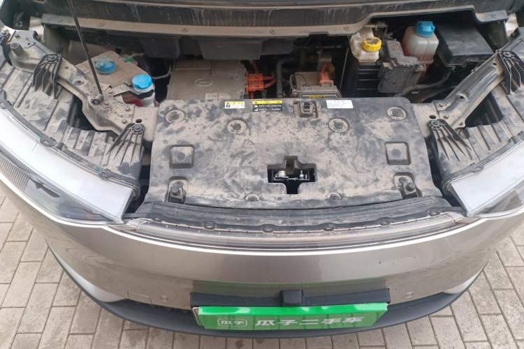 Used Hycan Z03 2022 620 km Range Trendy Cool Version 160 kW 76.8 kWh Engine Bay
