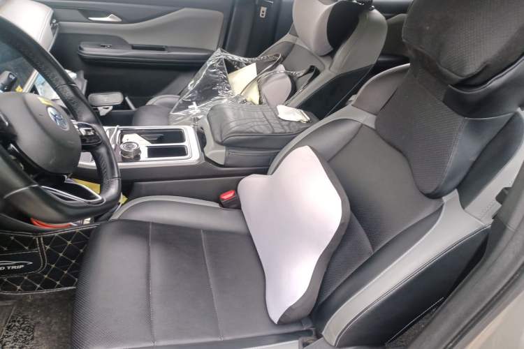 Used Hycan Z03 2022 620 km Range Trendy Cool Version 160 kW 76.8 kWh Left Front Seat