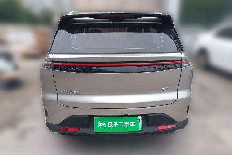 Used Hycan Z03 2022 620 km Range Trendy Cool Version 160 kW 76.8 kWh Rear