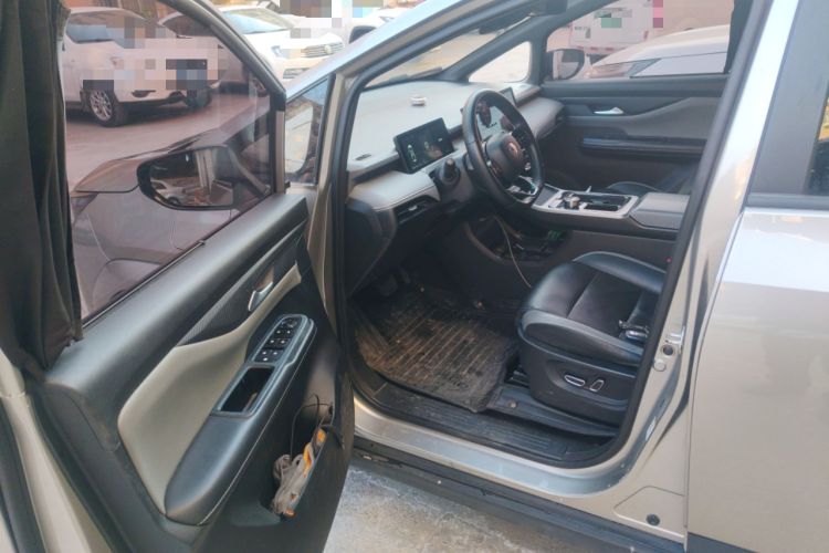 Used Hycan Z03 2022 620 km Range Trendy Cool Version 160 kW 76.8 kWh Driver Seat