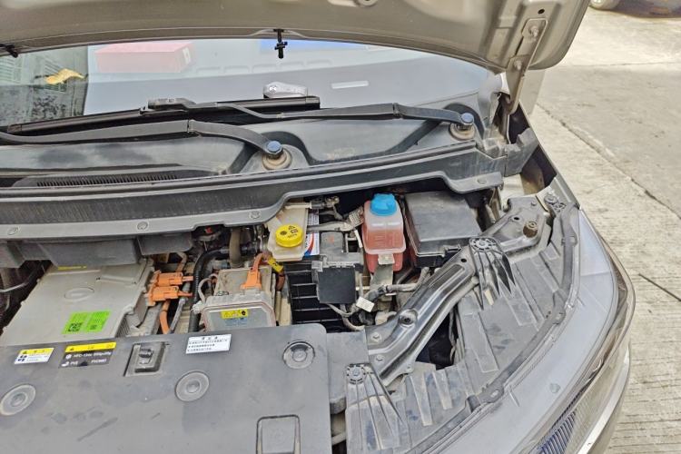 Used Hycan Z03 2022 510 km Range Chaozhi Version 135 kW 63.98 kWh Engine Bay Left