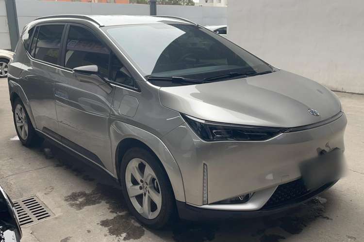 Used Hycan Z03 2022 510 km Range Trend Edition 135 kW 63.98 kWh Front Right 45 Deg