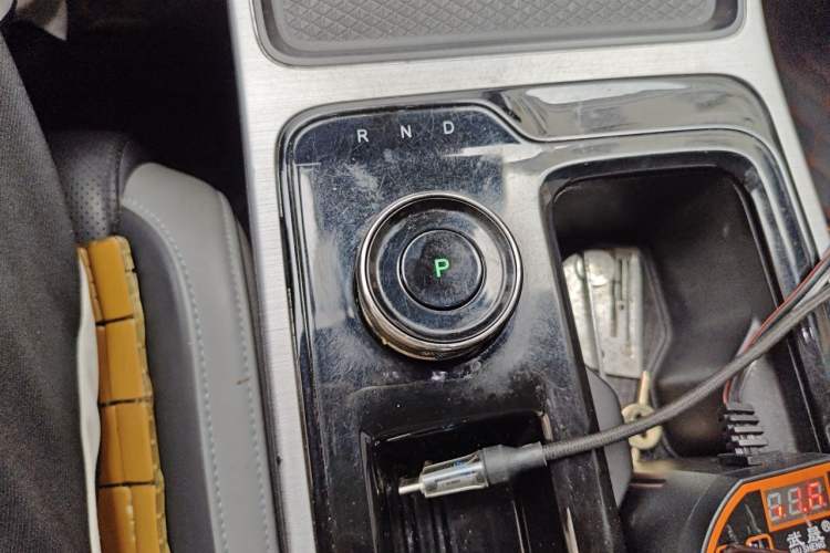Used Hycan Z03 2022 510 km Range Chaozhi Version 135 kW 63.98 kWh Gear Lever