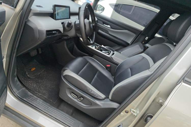 Used Hycan Z03 2022 620 km Range Chaozhi Version 160 kW 76.8 kWh Left Front Seat
