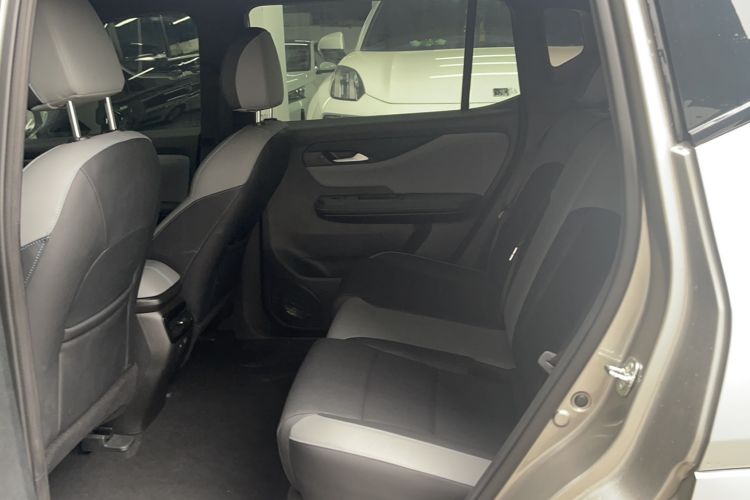 Used Hycan Z03 2022 510 km Range Trend Edition 135 kW 63.98 kWh Left Rear Seat