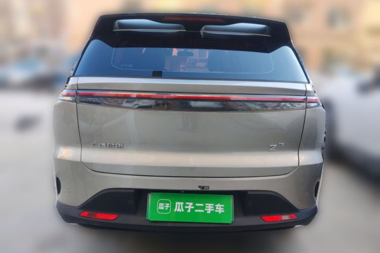 Used Hycan Z03 2022 620 km Range Trendy Cool Version 160 kW 76.8 kWh Rear