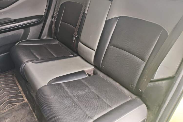 Used Hycan Z03 2022 510 km Range Trendy Cool Version 135 kW 63.98 kWh Left Rear Seat