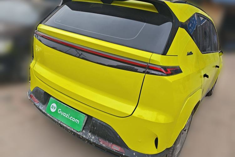 Used Hycan Z03 2022 510 km Range Trendy Cool Version 135 kW 63.98 kWh Rear Right 45 Deg