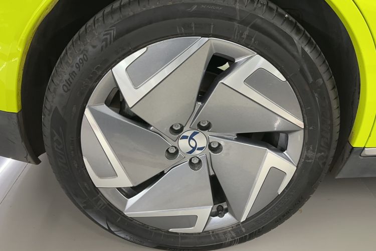 Used Hycan Z03 2022 510 km Range Chaozhi Version 135 kW 63.98 kWh Right Rear Wheel Hub