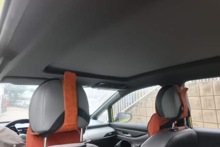 Used Hycan Z03 2022 510 km Range Chaozhi Version 135 kW 63.98 kWh Headliner