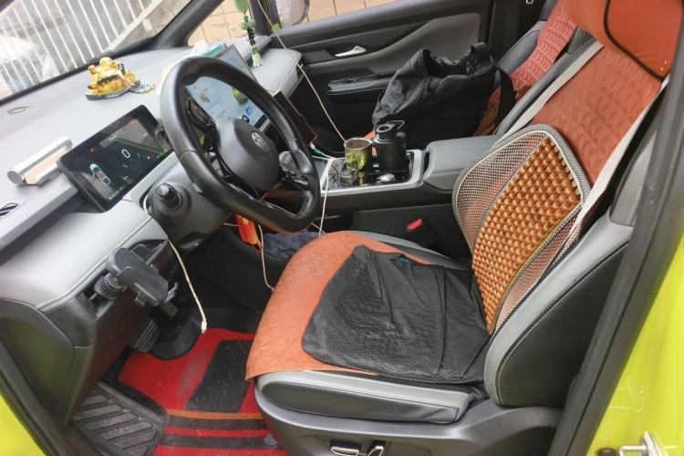 Used Hycan Z03 2022 510 km Range Chaozhi Version 135 kW 63.98 kWh Left Front Seat