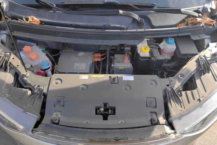 Used Hycan Z03 2022 510 km Range Trendy Cool Version 135 kW 63.98 kWh Engine Bay