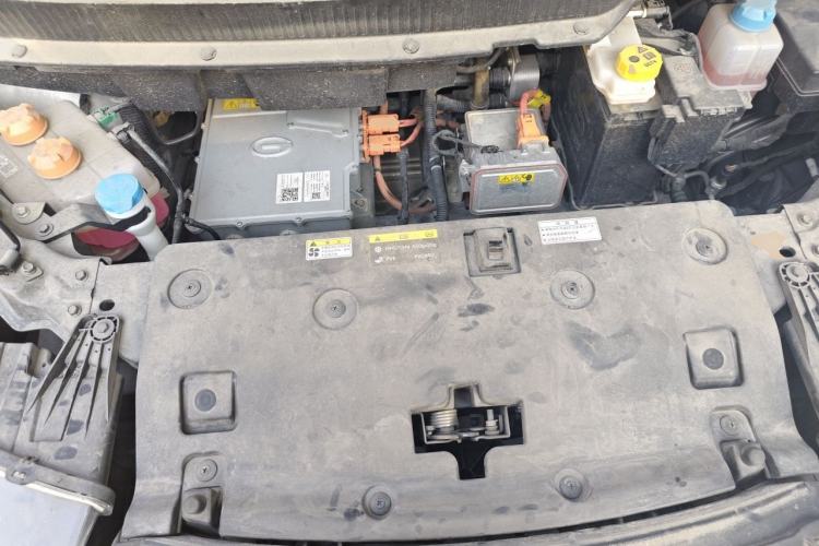 Used Hycan Z03 2022 510 km Range Trendy Cool Version 135 kW 64.23 kWh Engine Bay