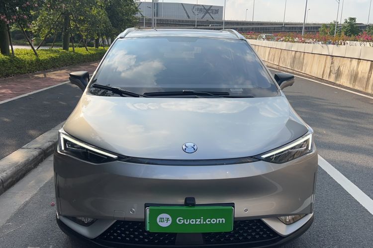 Used Hycan Z03 2022 620 km Range Trendy Cool Version 160 kW 76.8 kWh Front