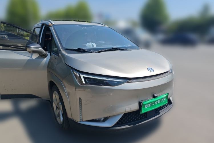 Used Hycan Z03 2022 510 km Range Trend Edition 135 kW 63.98 kWh Front Right 45 Deg