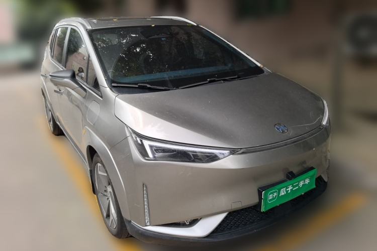 Used Hycan Z03 2022 510 km Range Chaozhi Version 135 kW 63.98 kWh Front Right 45 Deg