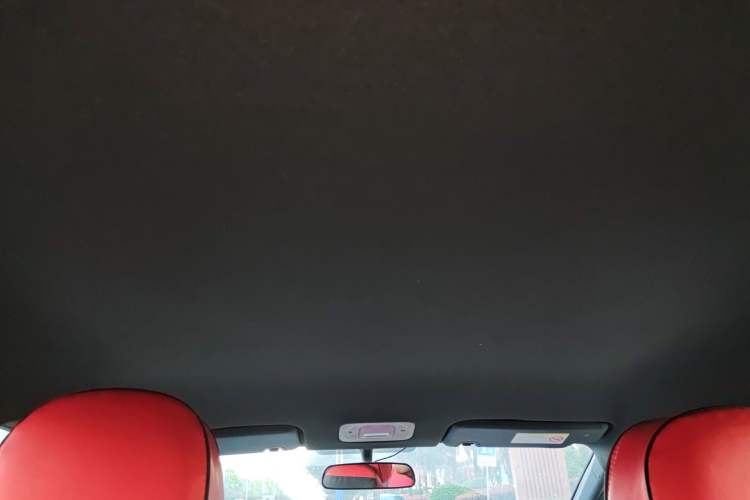 Used Hycan Z03 2022 510 km Range Trend Edition 135 kW 64.23 kWh Headliner