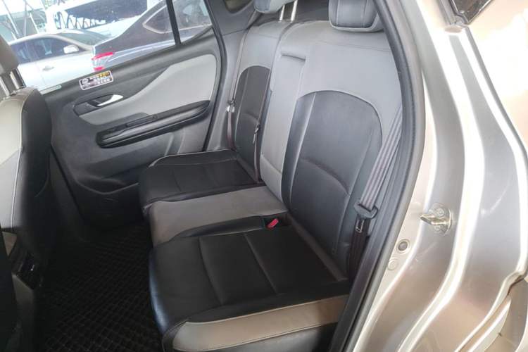 Used Hycan Z03 2022 510 km Range Trendy Cool Version 160 kW 61.13 kWh Left Rear Seat
