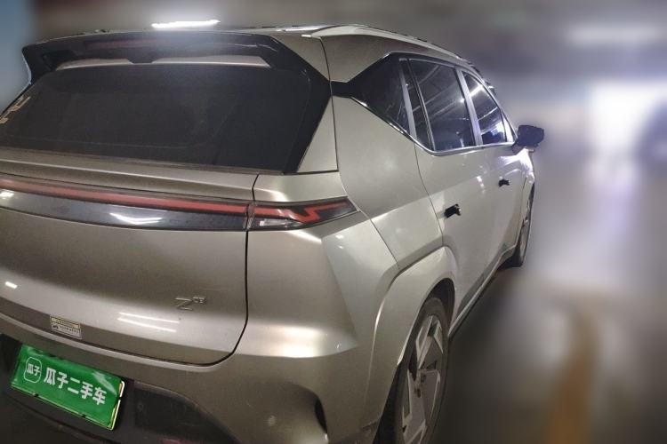 Used Hycan Z03 2022 620 km Range Trendy Cool Version 160 kW 76.8 kWh Rear Right 45 Deg