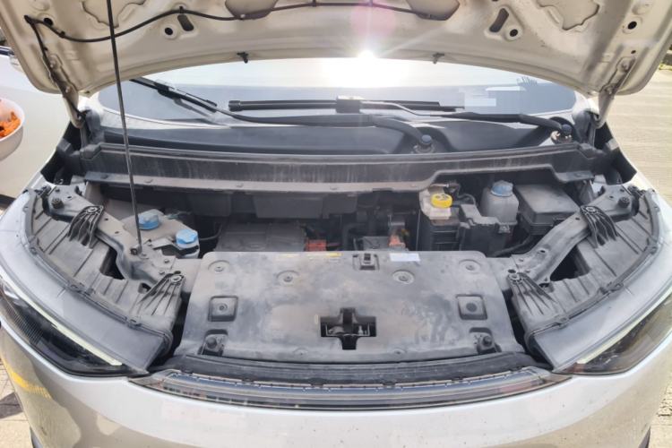 Used Hycan Z03 2022 620 km Range Trendy Cool Version 160 kW 76.8 kWh Engine Bay
