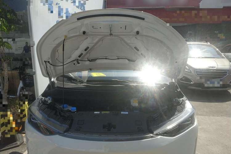 Used Hycan Z03 2022 510 km Range Trendy Cool Version 160 kW 61.13 kWh Engine Bay