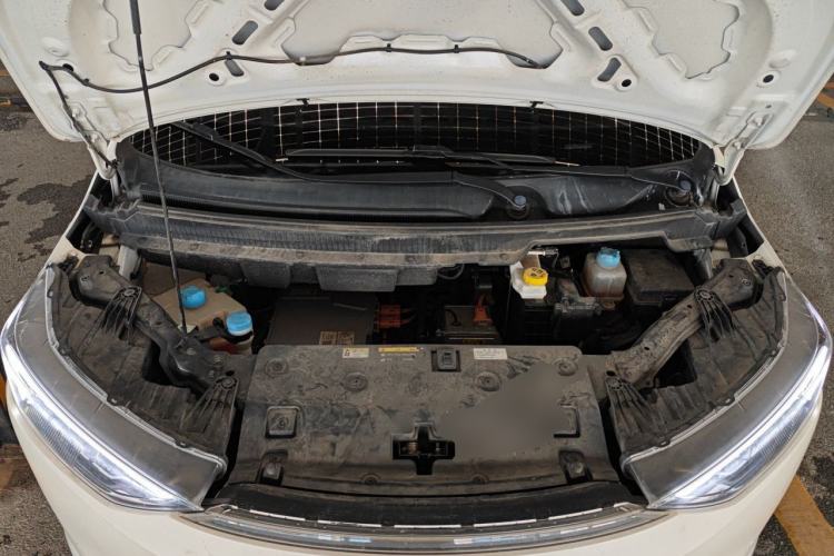 Used Hycan Z03 2022 620 km Range Trendy Cool Version 160 kW 76.8 kWh Engine Bay