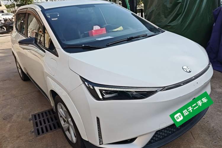 Used Hycan Z03 2022 430 km Range Trend Edition 135 kW 55.5 kWh Front Right 45 Deg