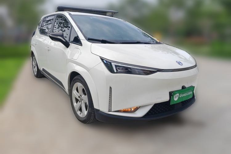 Used Hycan Z03 2022 430 km Range Trend Edition 135 kW 55.5 kWh Front Right 45 Deg