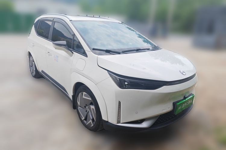 Used Hycan Z03 2022 620 km Range Trendy Cool Version 160 kW 76.8 kWh Front Right 45 Deg