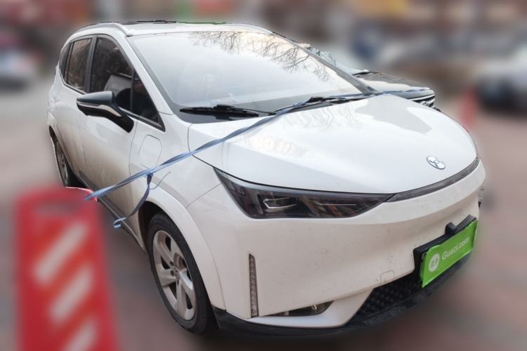 Used Hycan Z03 2022 510 km Range Trend Edition 135 kW 63.98 kWh Front Right 45 Deg