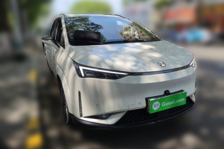 Used Hycan Z03 2022 620 km Range Trendy Cool Version 160 kW 76.8 kWh Front Right 45 Deg