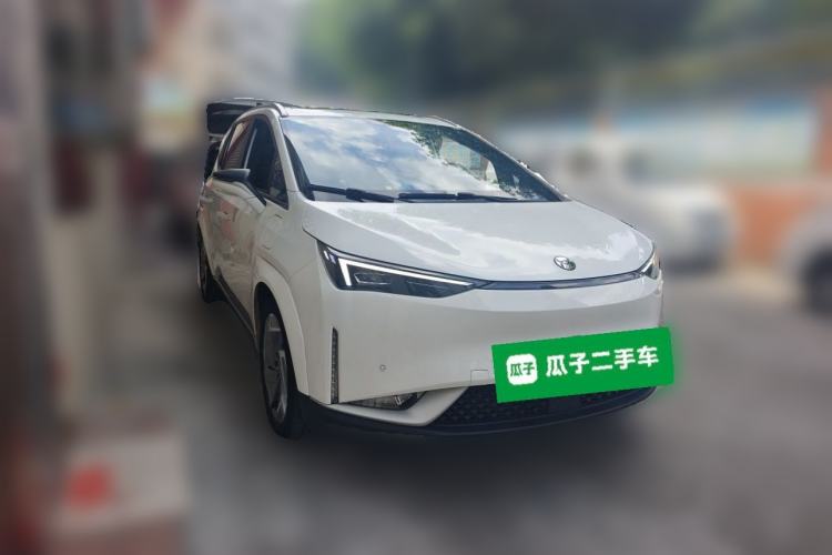 Used Hycan Z03 2022 620 km Range Trendy Cool Version 160 kW 76.8 kWh Front Right 45 Deg