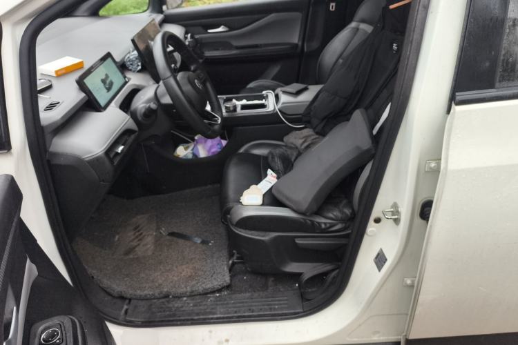 Used Hycan Z03 2022 510 km Range Trend Edition 135 kW 64.23 kWh Left Front Seat