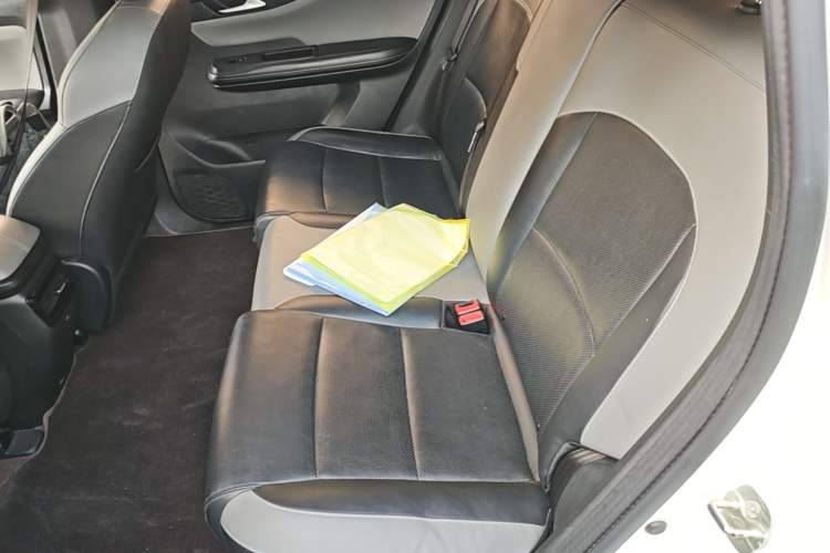 Used Hycan Z03 2022 430 km Range Trend Edition 135 kW 55.5 kWh Left Rear Seat