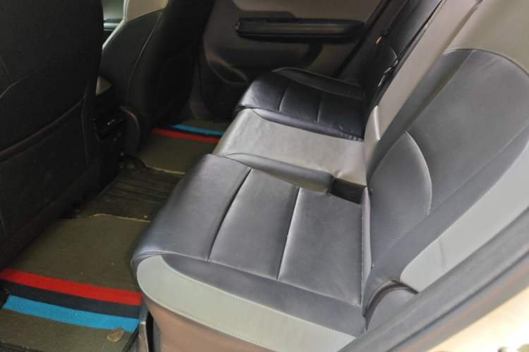 Used Hycan Z03 2022 620 km Range Trendy Cool Version 160 kW 76.8 kWh Left Rear Seat