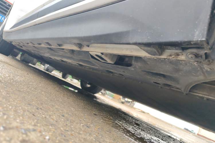 Used Hycan Z03 2022 430 km Range Trend Edition 135 kW 55.5 kWh Left Side Sill