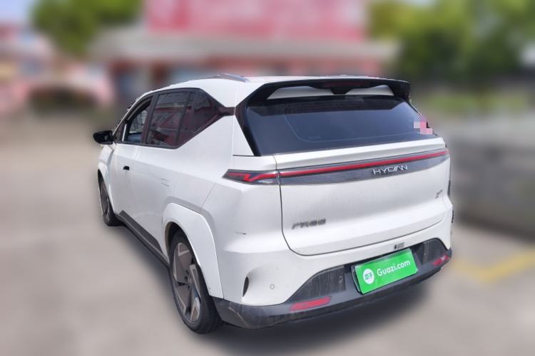 Used Hycan Z03 2022 620 km Range Trendy Cool Version 160 kW 76.8 kWh Rear Left 45 Deg