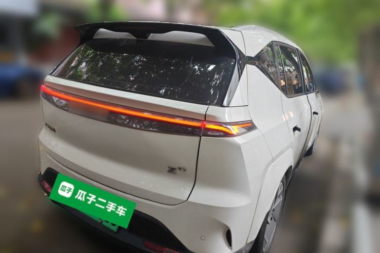 Used Hycan Z03 2022 620 km Range Trendy Cool Version 160 kW 76.8 kWh Rear Right 45 Deg