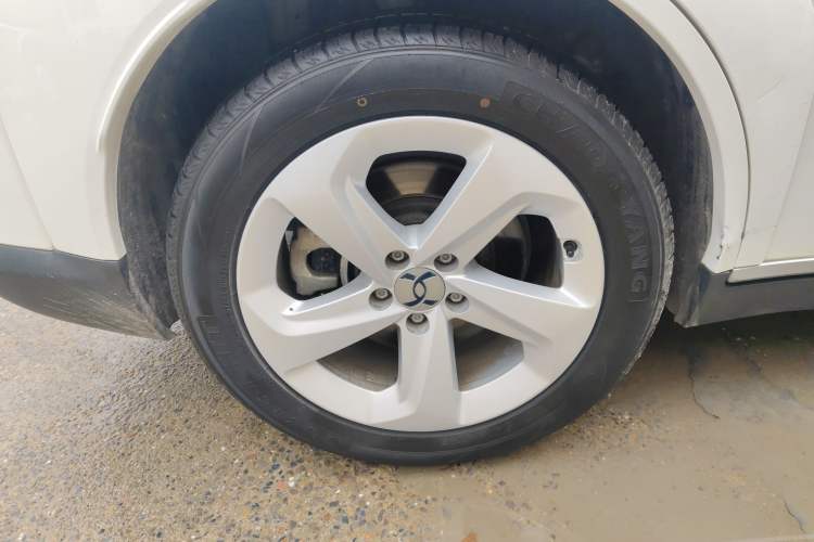 Used Hycan Z03 2022 430 km Range Trend Edition 135 kW 55.5 kWh Right Rear Wheel Hub