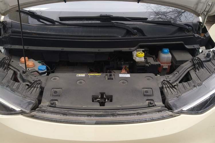 Used Hycan Z03 2022 510 km Range Trendy Cool Version 135 kW 63.98 kWh Engine Bay